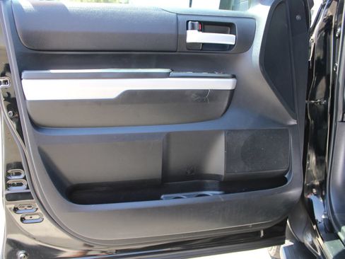 Used 2021 Toyota Tundra SR5 AWD/4WD image 8