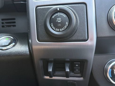 Used 2019 Ford Expedition Platinum AWD/4WD image 37