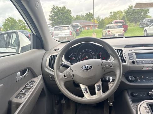 Used 2016 Kia Sportage LX AWD/4WD image 13