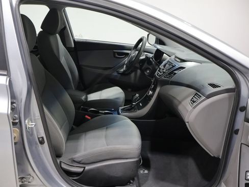 Used 2016 Hyundai Elantra SE FWD image 20
