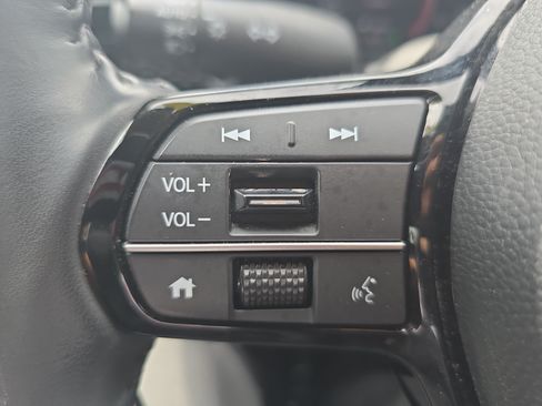 Used 2023 Honda CR-V EX-L image 17