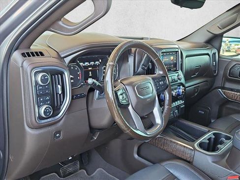 Used 2021 GMC Sierra 1500 Denali w/ Denali Ultimate Package AWD/4WD image 16
