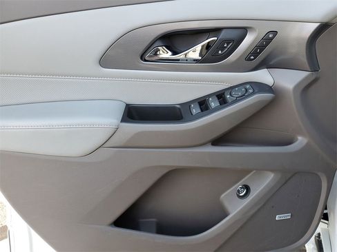 Used 2019 Chevrolet Traverse Premier w/ Driver Confidence II Package image 22