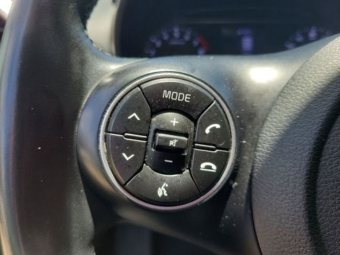 Used 2020 Kia Soul X-Line FWD image 21