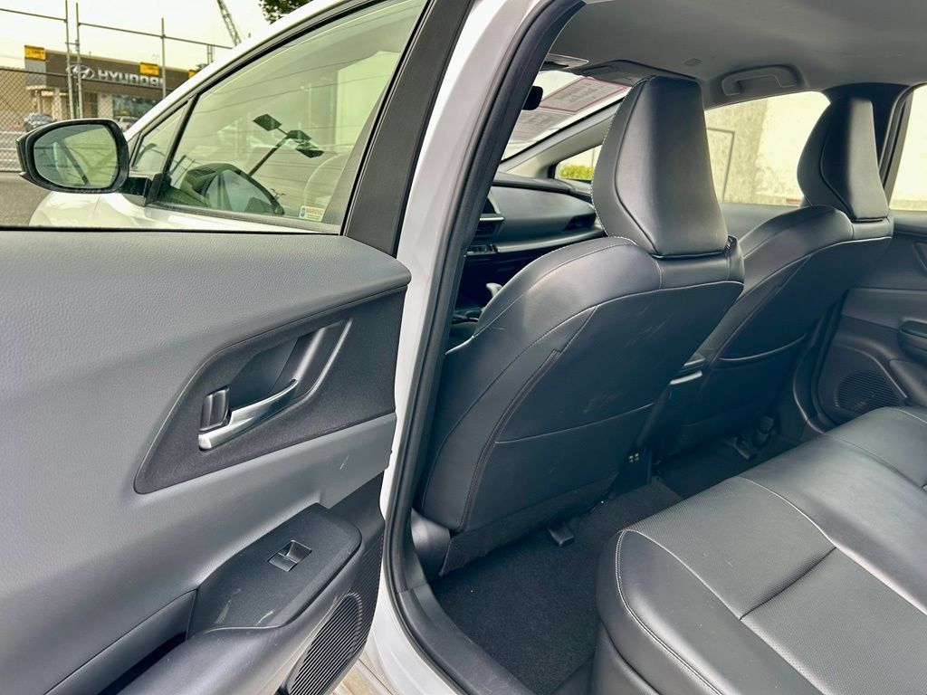 Certified 2023 Toyota Prius XLE FWD image 11