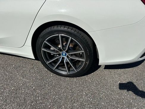 Used 2022 BMW 330e w/ Driving Assistance Package image 9