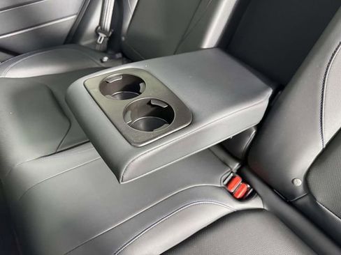 Used 2025 Subaru Forester Limited image 32