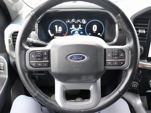 Used 2023 Ford F150 Lariat w/ Trailer Tow Package image 36