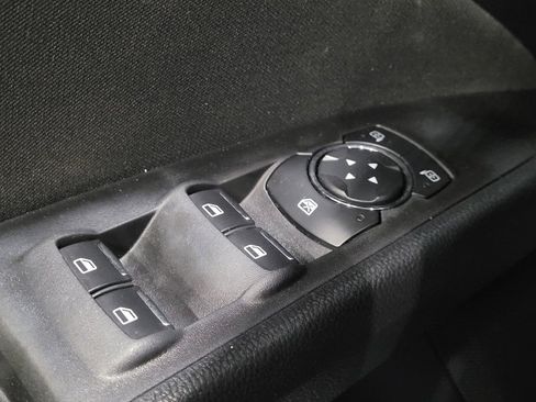 Used 2020 Ford Fusion SE FWD image 27