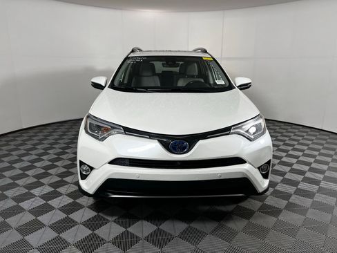 Used 2018 Toyota RAV4 Limited w/ Advanced Technology Package AWD/4WD image 2