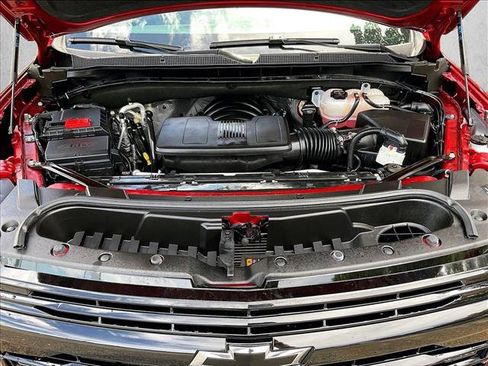 Used 2026 Chevrolet Tahoe RST RWD image 11