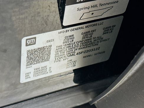 Used 2023 GMC Acadia SLT image 12