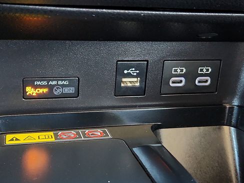 Used 2025 Toyota Camry LE image 16