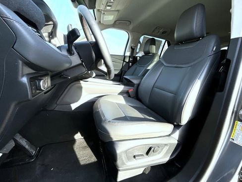 New 2026 Ford Explorer Active w/ Active Comfort Package image 10