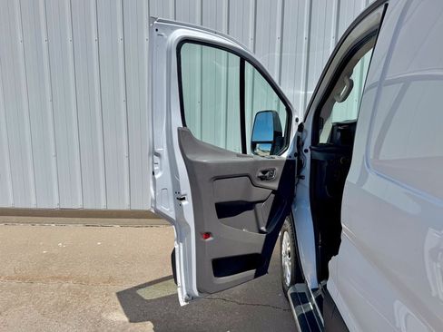 Certified 2025 Ford Transit 250 Low Roof w/ Exterior Upgrade Package RWD image 13