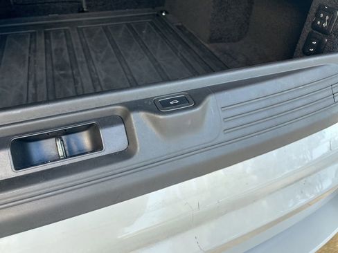 Used 2022 Land Rover Range Rover Westminster Edition image 40