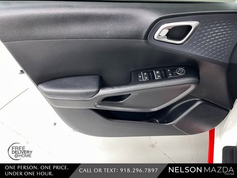 Used 2021 Kia Soul GT-Line image 19