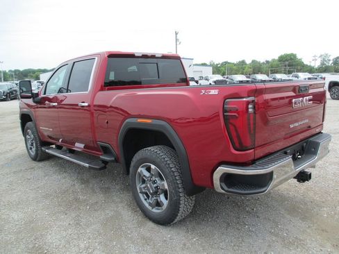 New 2026 GMC Sierra 2500 SLT w/ SLT Premium Package AWD/4WD image 7