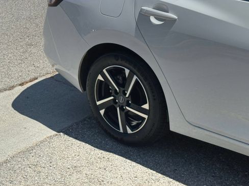 Used 2025 Nissan Sentra SV FWD image 24