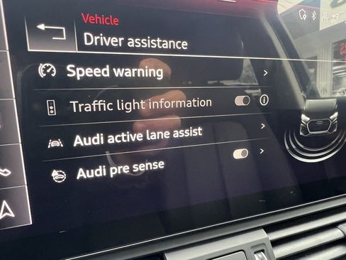 Used 2022 Audi Q5 2.0T Premium Plus w/ Premium Plus Package image 41