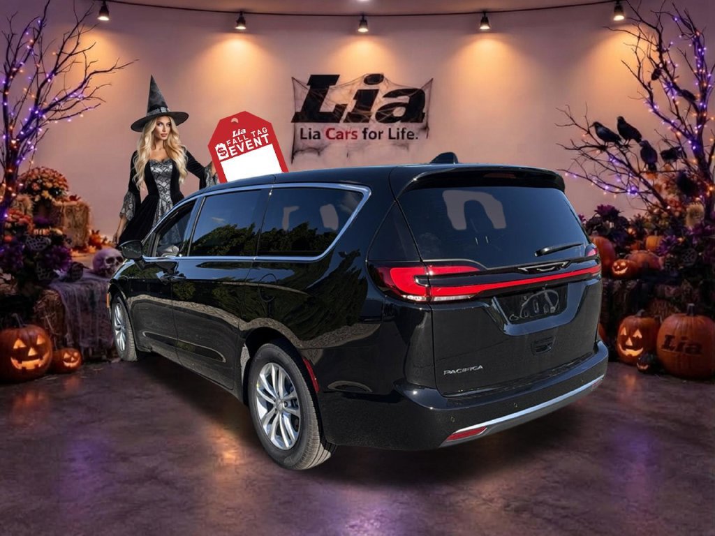 New 2027 Chrysler Pacifica Select FWD image 7