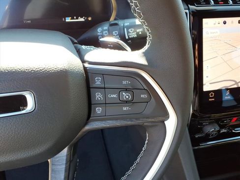 New 2025 Jeep Grand Cherokee L Limited image 23