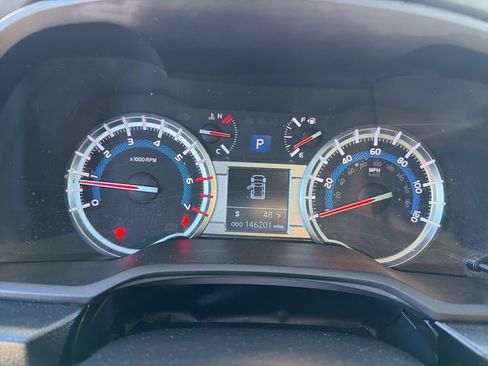 Used 2019 Toyota 4Runner TRD Off-Road Premium image 8