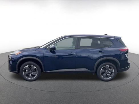 Used 2025 Nissan Rogue SV FWD image 9