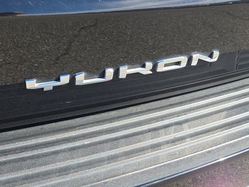 Used 2021 GMC Yukon Denali image 12