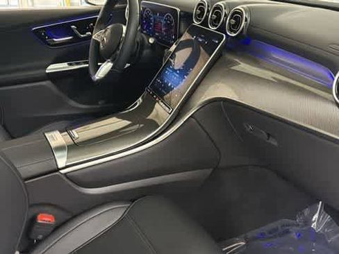 Used 2024 Mercedes-Benz GLC 300 4MATIC image 34