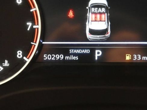 Used 2023 Nissan Rogue SV FWD image 13