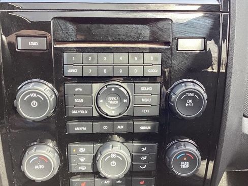Used 2011 Ford Escape Limited w/ 302A Rapid Spec Order Code FWD image 12