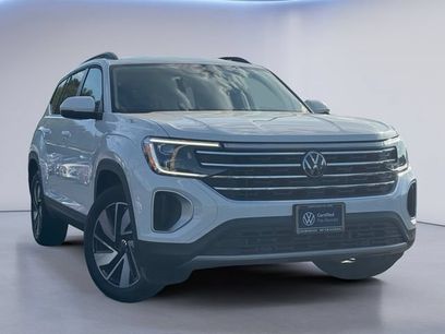 Used 2025 Volkswagen Atlas SE