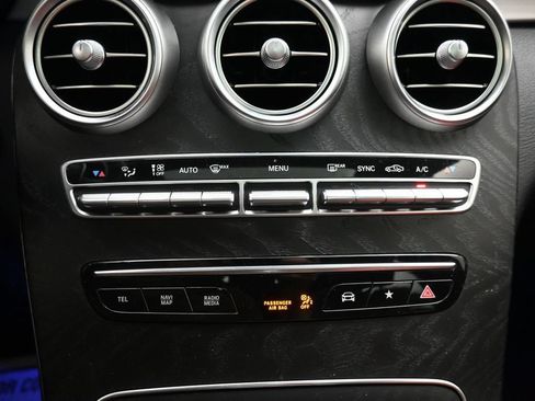 Used 2021 Mercedes-Benz GLC 63 AMG 4MATIC image 16