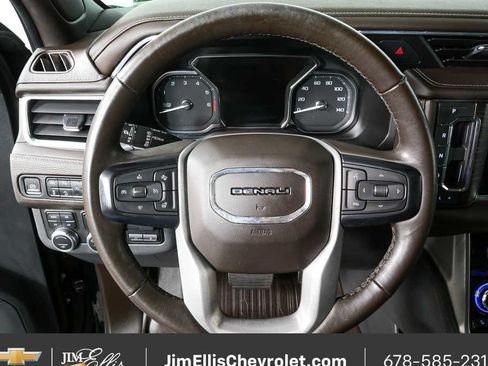 Certified 2021 GMC Yukon Denali w/ Denali Ultimate Package AWD/4WD image 9