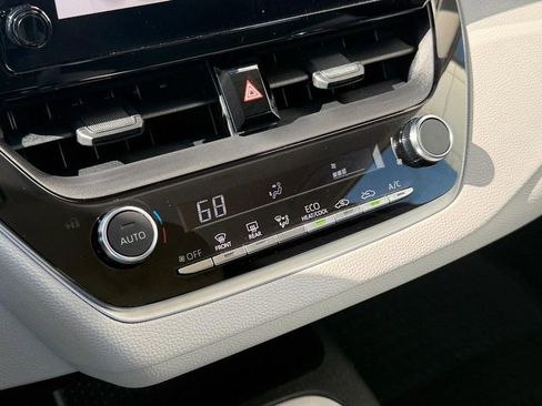 Used 2023 Toyota Corolla LE FWD image 26