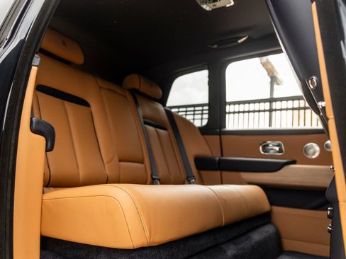 New 2026 Rolls-Royce Cullinan AWD/4WD image 49