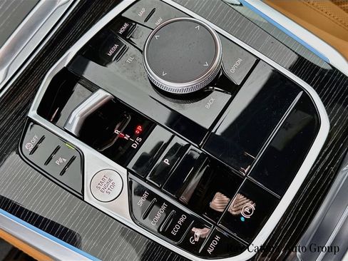 Used 2026 BMW X5 xDrive40i w/ M Sport Package AWD/4WD image 17
