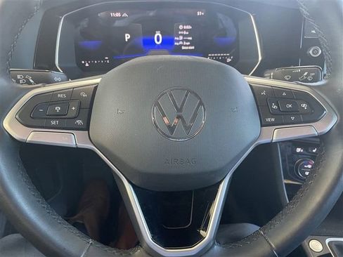 Used 2023 Volkswagen Jetta SE image 15