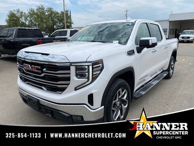 Used 2023 GMC Sierra 1500 SLT AWD/4WD image 1