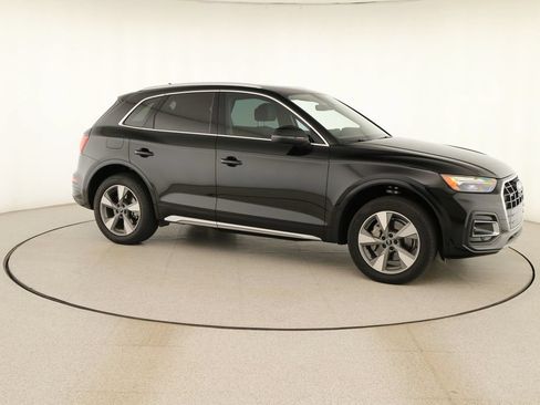 Certified 2023 Audi Q5 Premium Plus AWD/4WD image 9