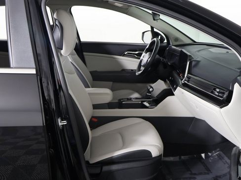 Used 2024 Kia Sportage EX image 25