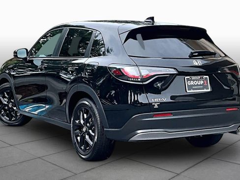 Used 2025 Honda HR-V Sport image 12