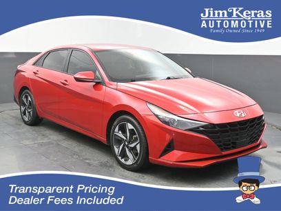 Used 2023 Hyundai Elantra SEL w/ Convenience Package