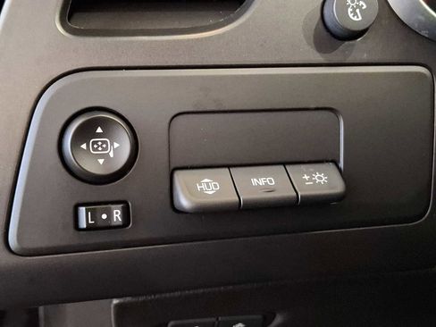 Used 2015 Chevrolet Corvette Z06 w/ 2LZ Preferred Equipment Group image 23