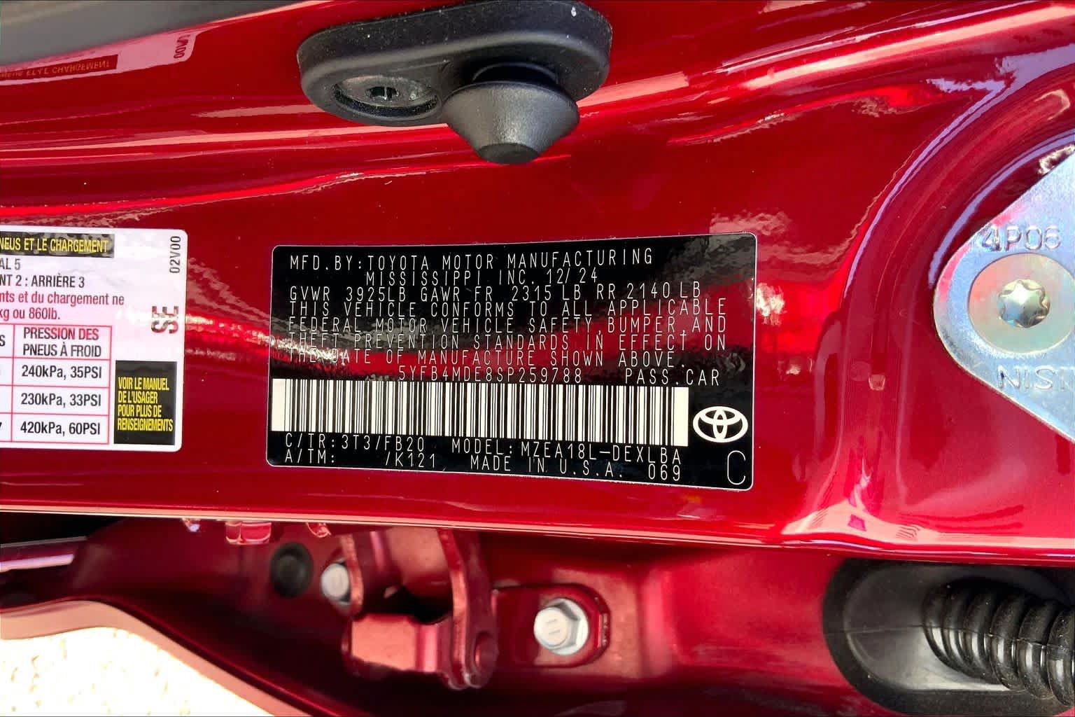 Used 2025 Toyota Corolla LE FWD image 33