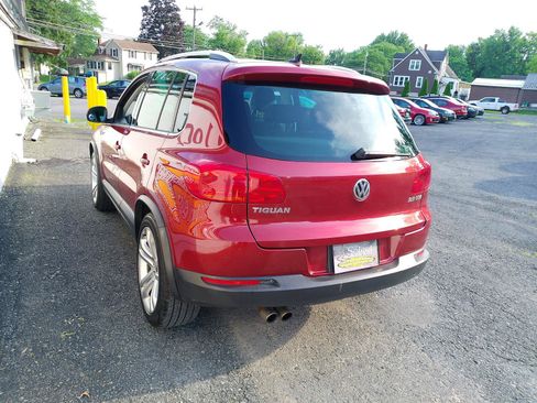 Used 2013 Volkswagen Tiguan SEL FWD image 3