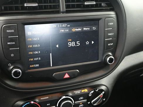 Used 2025 Kia Soul LX w/ LX Technology Package image 25