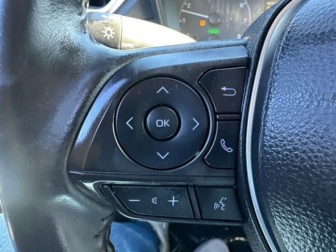 Used 2024 Toyota Corolla Cross AWD Hybrid image 33