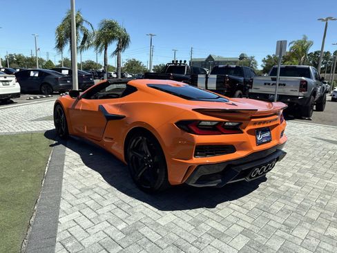 Used 2023 Chevrolet Corvette Z06 RWD image 4